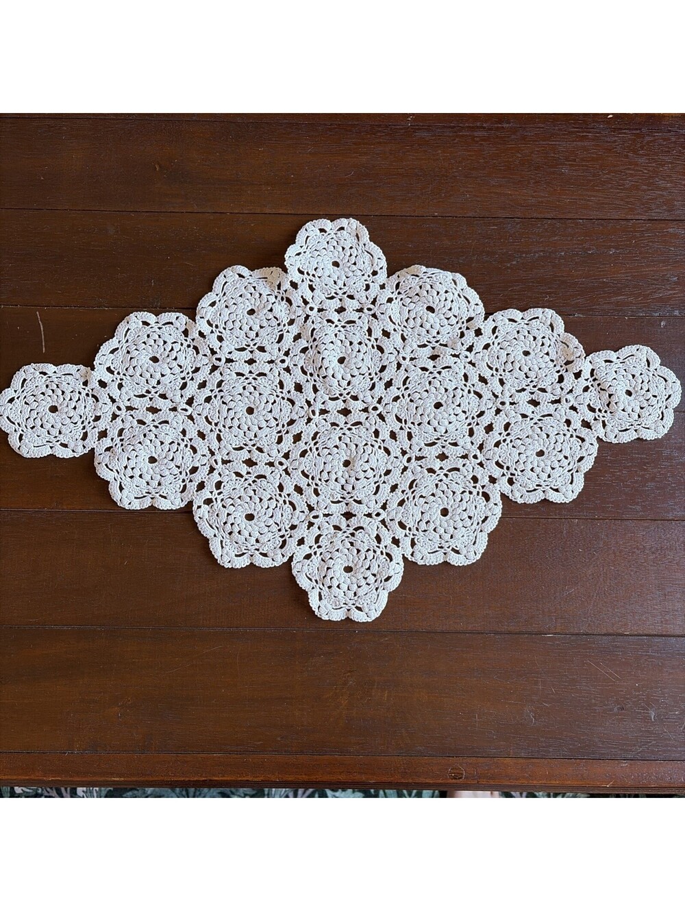 Vintage Crochet Table Runner Lot of 12 Handmade Lace Doilies White Ecru Floral - Picture 3 of 14